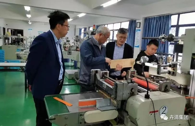 安徽省政府参事、中科院合肥物质科学研究院原副院长、省科学家企业家协会执行会长江海河一行莅临卉清调研考察
